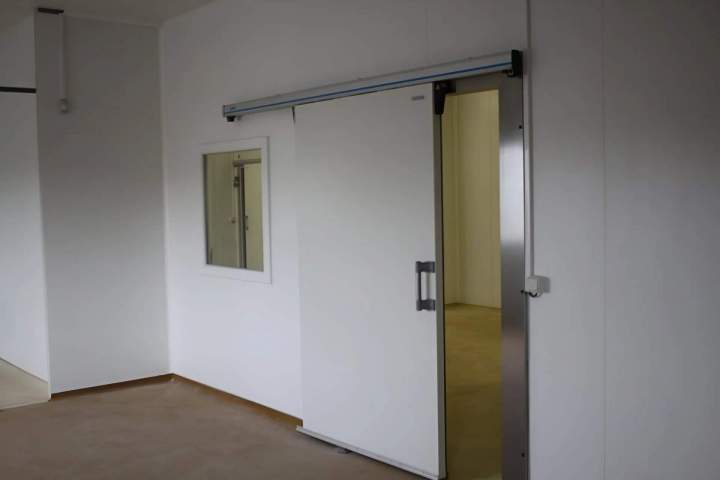 Installation de portes de chambres froides Besançon