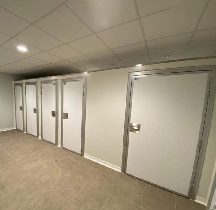 Services d'installation de portes industrielles à Besançon